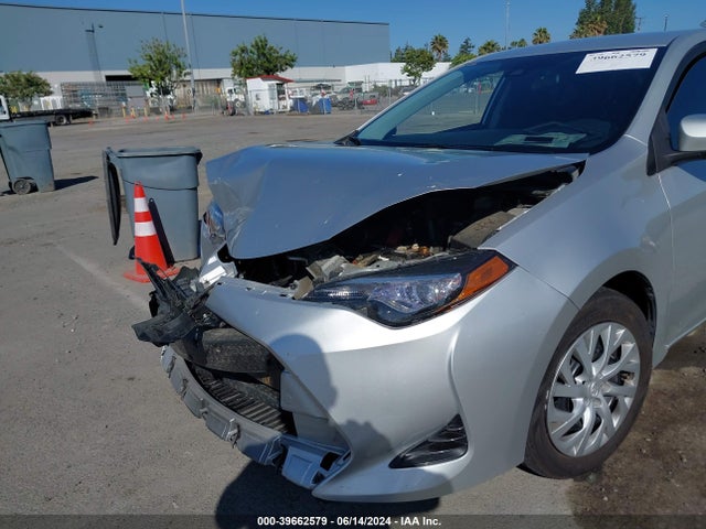 Toyota COROLLA LE 2019 5YFBURHE5KP889839 Image 6