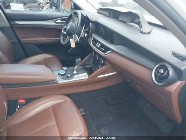 ZASFAKPN0J7B99586 Alfa Romeo Stelvio Sport Awd