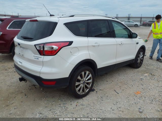 2017 FORD ESCAPE 1FMCU9J92HUB78303 Photo 3