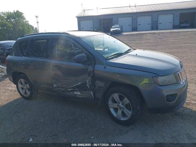 1C4NJCBA9ED563123 Jeep Compass Sport