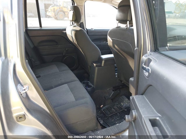 1C4NJCBA9ED563123 Jeep Compass Sport