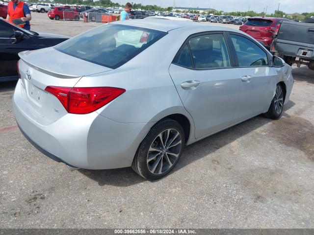 Toyota COROLLA SE 2017 2T1BURHE3HC960223 Image 4