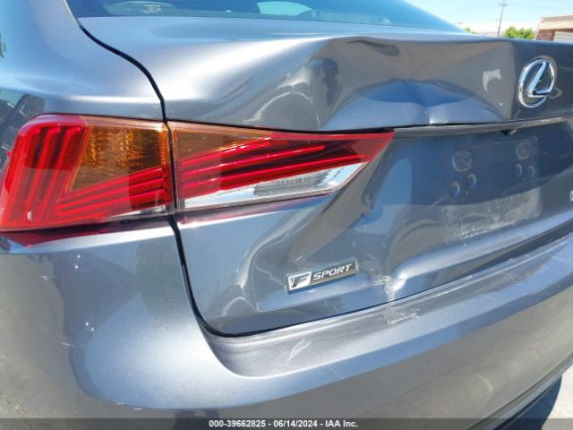 JTHBA1D28H5040251 Lexus IS 200T