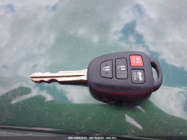 5YFBURHE9EP021590 Toyota Corolla Le Plus