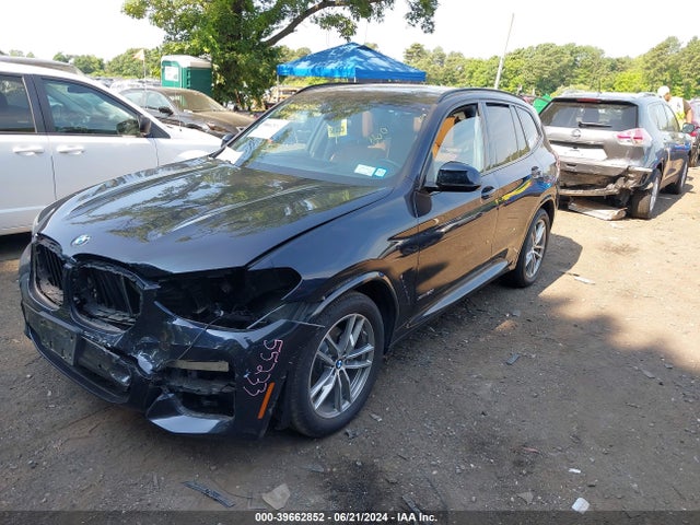 BMW X3 Xdrive30i 2018 5UXTR9C5XJLC75553 Image 2