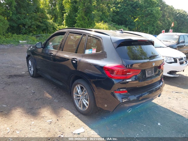 BMW X3 Xdrive30i 2018 5UXTR9C5XJLC75553 Image 3
