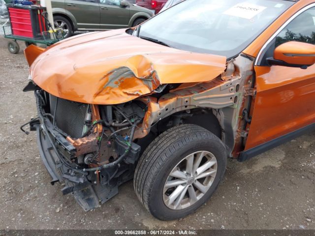 JN1BJ1CR1HW121024 Nissan Rogue Sport Sv