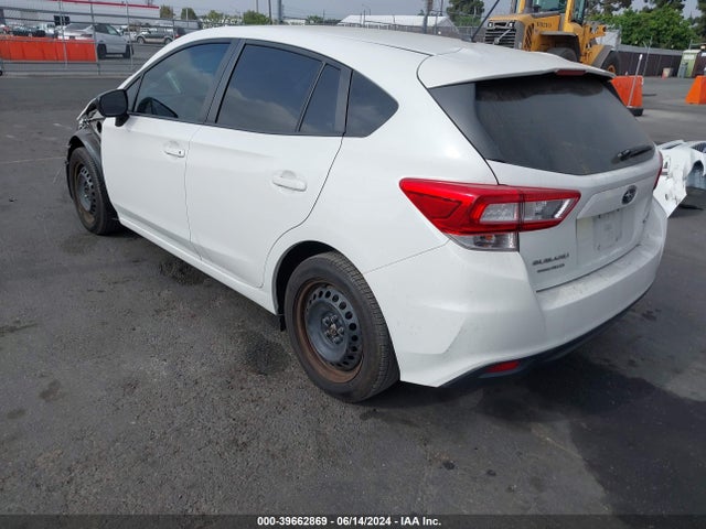 Subaru Impreza 2.0i 2018 4S3GTAA66J3735595 Image 3