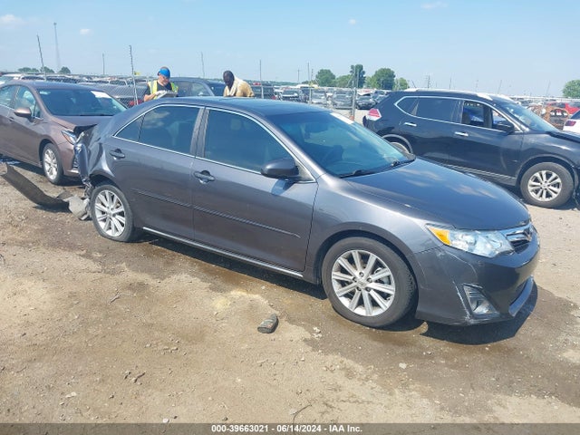 Toyota CAMRY XLE 2014 4T4BF1FKXER369536 головне зображення