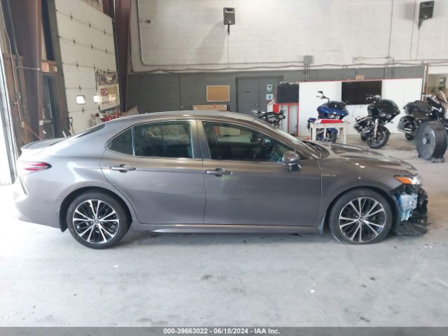 4T1B11HKXJU107208 Toyota CAMRY SE