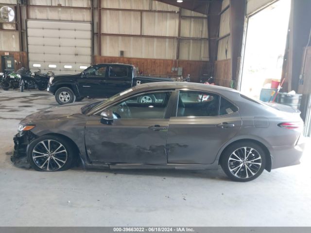 4T1B11HKXJU107208 Toyota CAMRY SE