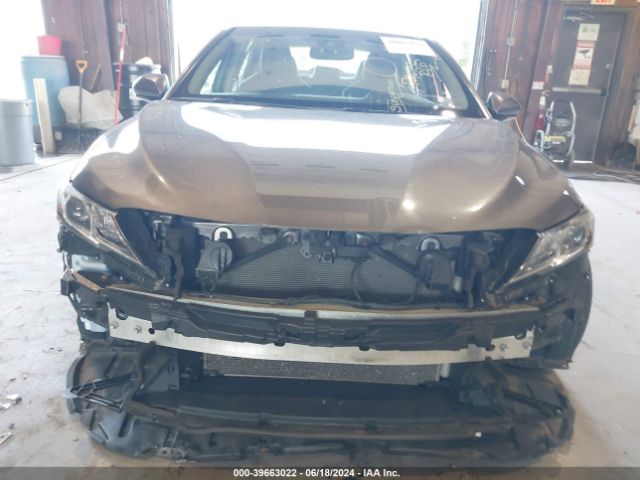 4T1B11HKXJU107208 Toyota CAMRY SE