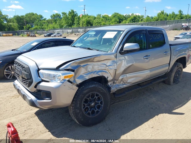 3TMCZ5AN8JM121707 Toyota Tacoma Sr V6