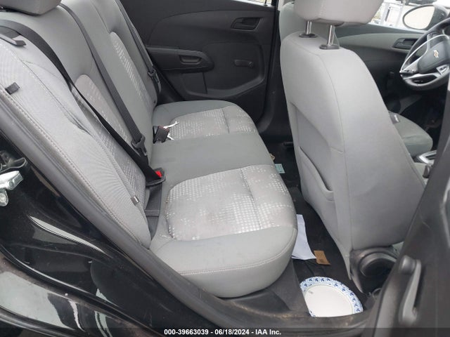 Chevrolet Sonic Ls Auto 2017 1G1JB5SG6H4104849 Image 8