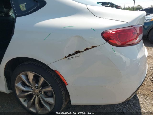 1C3CCCBB4FN727128 Chrysler 200 S