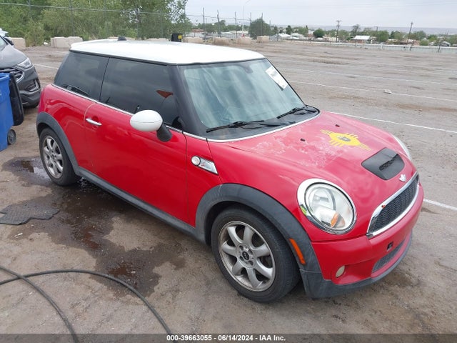 2009 MINI COOPER S WMWMF73569TT98890 Photo 0