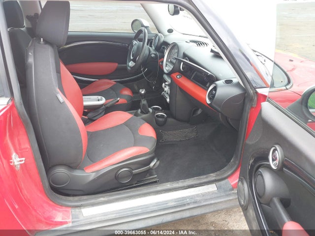 2009 MINI COOPER S WMWMF73569TT98890 Photo 4