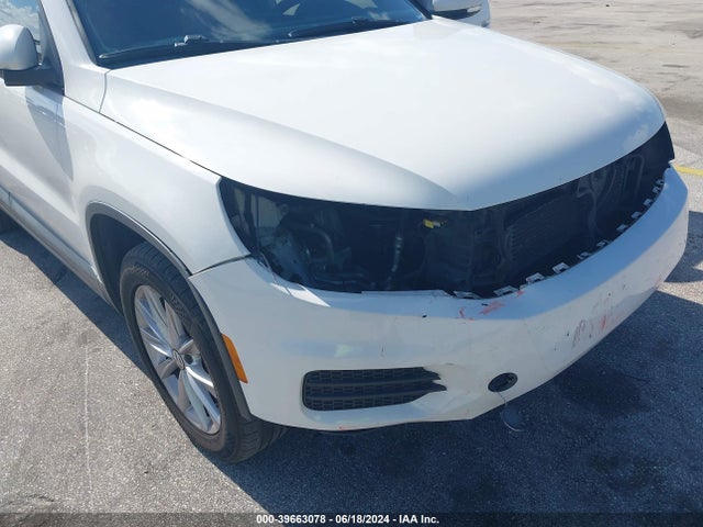 Volkswagen TIGUAN SE 2014 WVGAV3AX9EW541003 Image 12