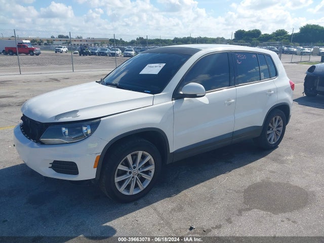 Volkswagen TIGUAN SE 2014 WVGAV3AX9EW541003 Image 2