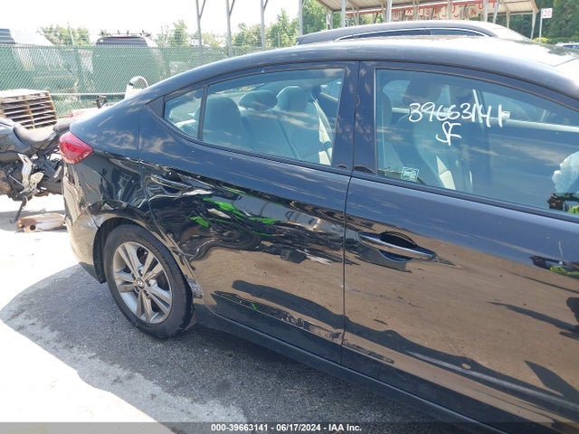 Hyundai ELANTRA SE 2017 5NPD84LFXHH090855 Image 19