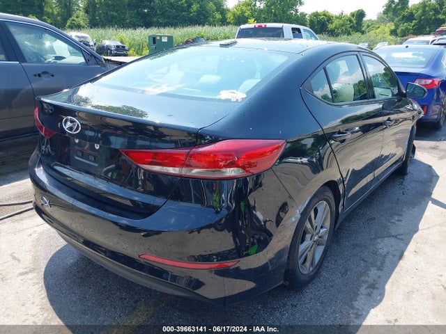 Hyundai ELANTRA SE 2017 5NPD84LFXHH090855 Image 4