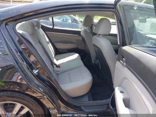 Hyundai ELANTRA SE 2017 5NPD84LFXHH090855 Image 8