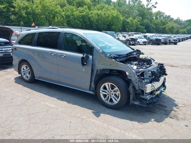 Toyota Sienna Woodland Edition 2023 5TDCSKFC8PS100665 главное изображение