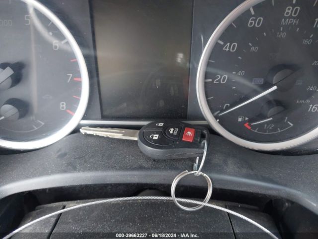 3N1AB7AP8JY285575 Nissan 2018