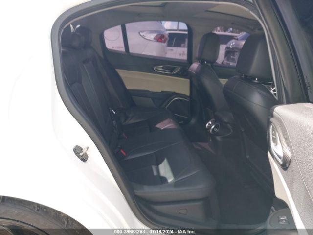 ZARFAEDN1J7579976 Alfa Romeo Giulia Awd