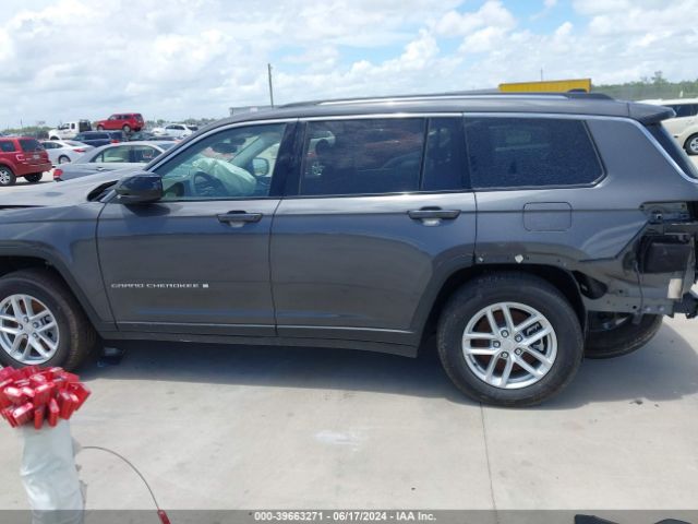 1C4RJJAG5P8845864 Jeep Grand Cherokee L Laredo 4x2