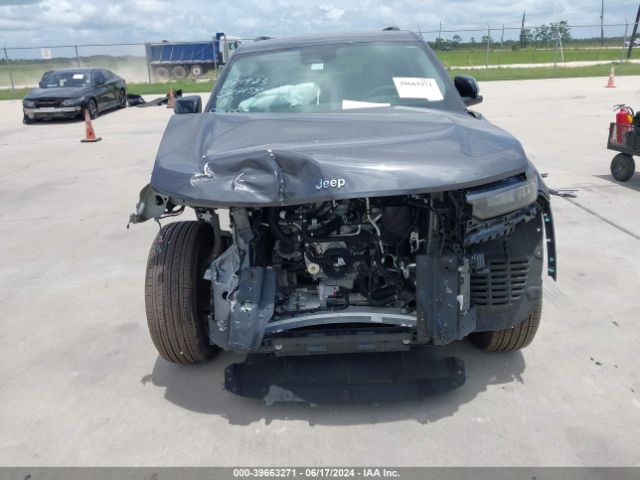 1C4RJJAG5P8845864 Jeep Grand Cherokee L Laredo 4x2