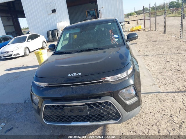 KIA SOUL LX 2022 KNDJ23AU3N7162639 Image 12