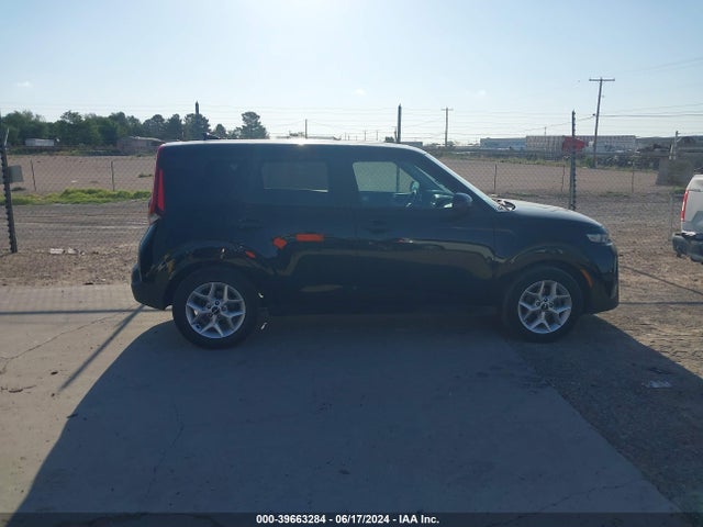 KIA SOUL LX 2022 KNDJ23AU3N7162639 Image 13