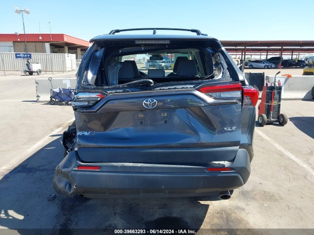 Toyota Rav4 Xle Premium 2019 JTMC1RFV1KD507728 Image 16