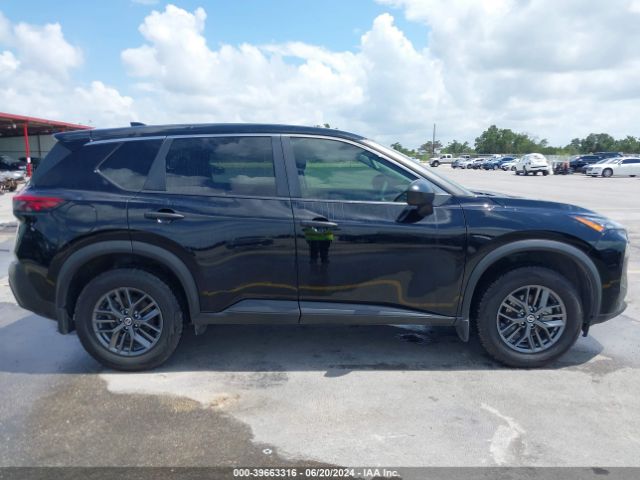 5N1AT3AA5MC690865 Nissan Rogue S Fwd