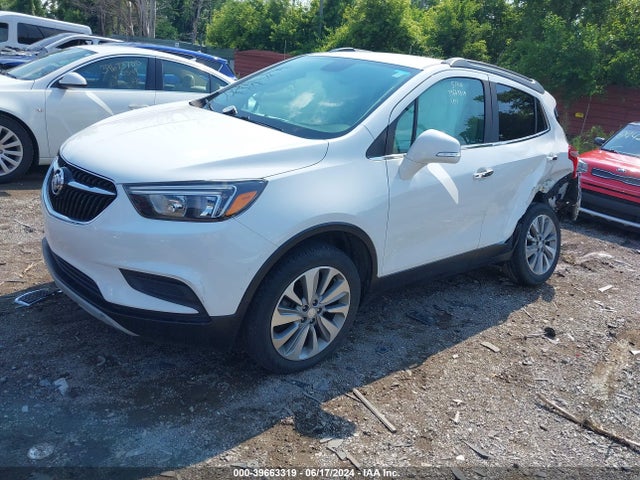 Buick Encore Preferred 2018 KL4CJESB8JB605051 Image 2
