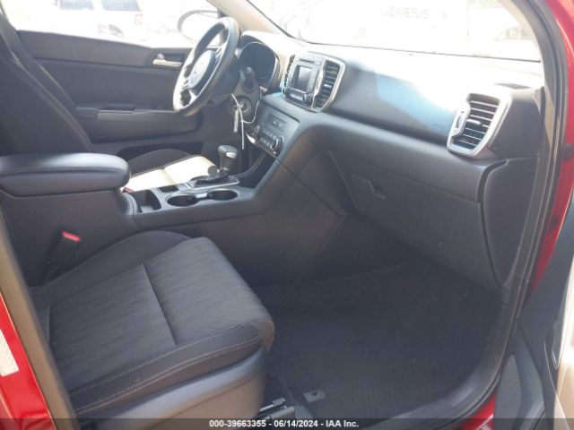 KNDPMCAC9K7565273 KIA Sportage Lx