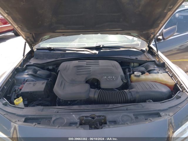 2C3CCAAG9FH930140 Chrysler 300 Limited