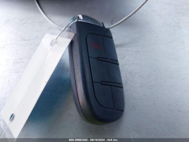 2C3CCAAG9FH930140 Chrysler 300 Limited