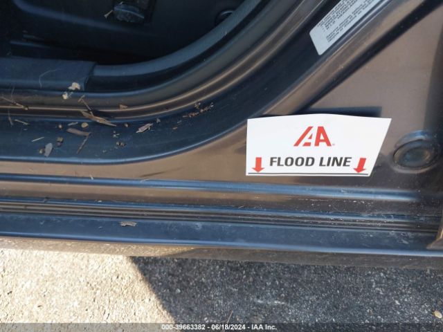2C3CCAAG9FH930140 Chrysler 300 Limited