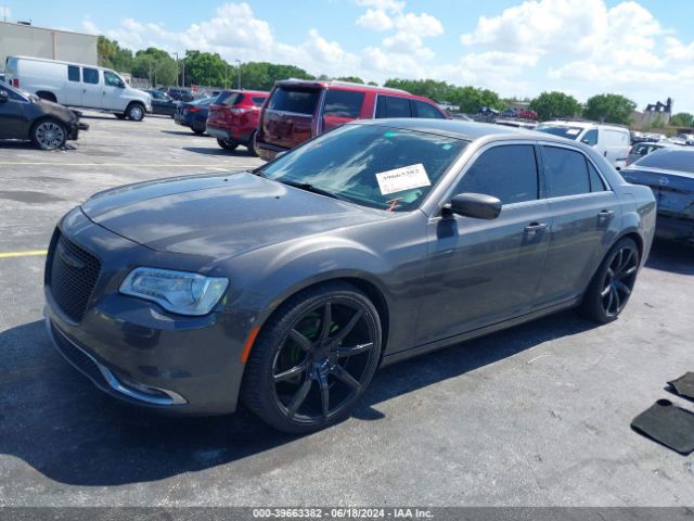 2C3CCAAG9FH930140 Chrysler 300 Limited