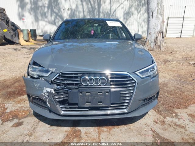 WAUTPBFFXJA056584 Audi A3 E-tron 1.4t Premium