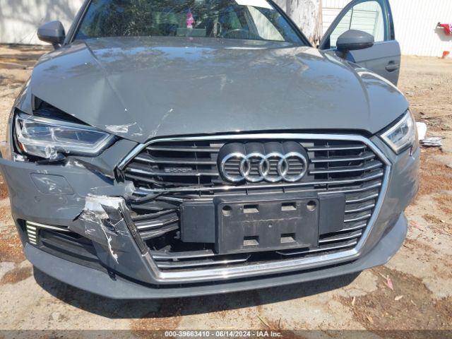 WAUTPBFFXJA056584 Audi A3 E-tron 1.4t Premium