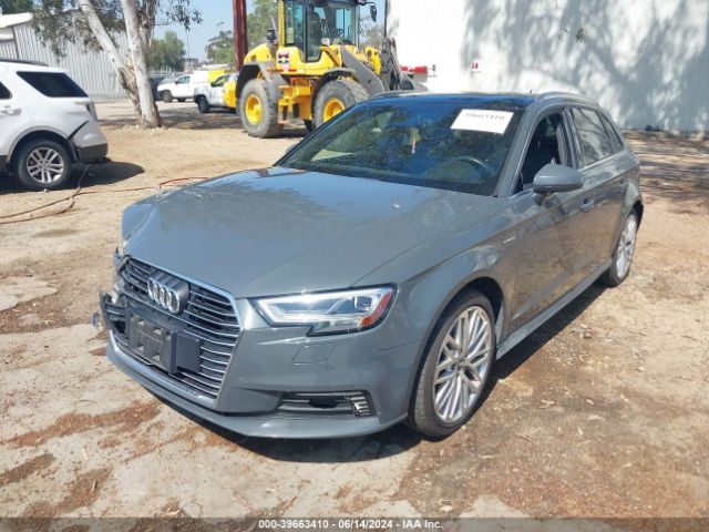 WAUTPBFFXJA056584 Audi A3 E-tron 1.4t Premium