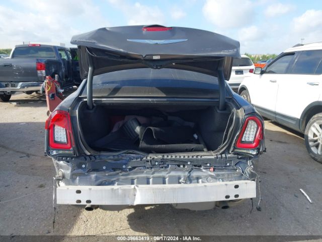 2C3CCAAG7JH302067 Chrysler 300 Touring