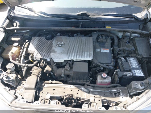 Toyota Prius Two 2017 JTDKBRFU2H3035151 Image 10