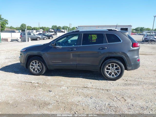 1C4PJMCS5HW616351 Jeep Cherokee Latitude 4x4