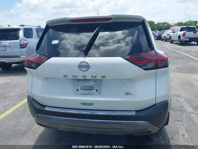 5N1BT3CA2NC704577 Nissan Rogue Sl Fwd