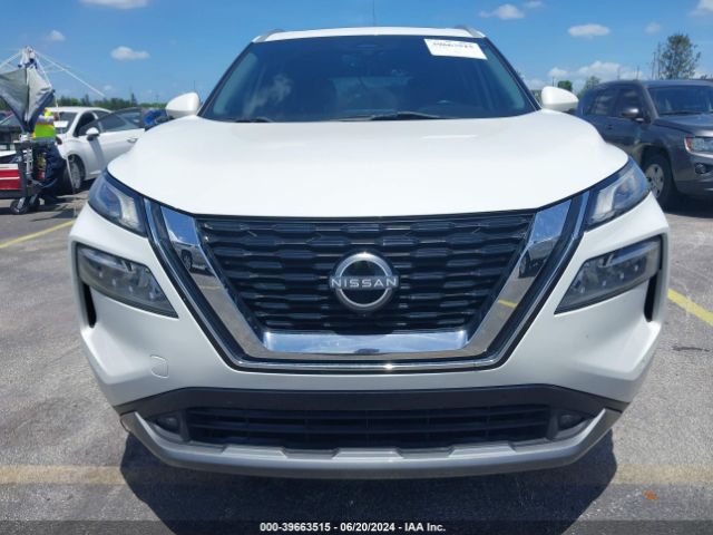 5N1BT3CA2NC704577 Nissan Rogue Sl Fwd