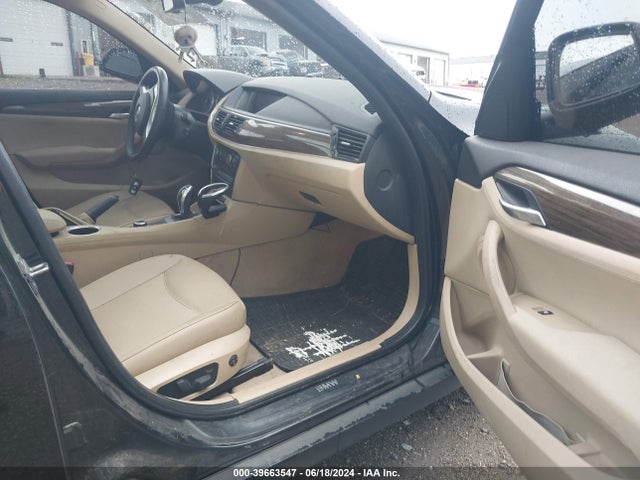 BMW X1 Xdrive28i 2014 WBAVL1C52EVY19156 Image 5